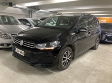 Volkswagen Touran vaihtoauto