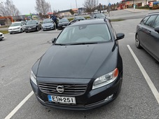 Volvo V70 vaihtoauto