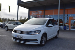 Volkswagen Touran vaihtoauto