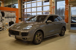 Porsche Cayenne vaihtoauto