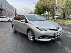 Toyota Auris vaihtoauto