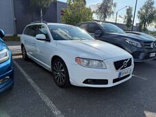 Volvo V70 vaihtoauto
