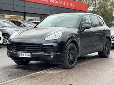 Porsche Cayenne vaihtoauto