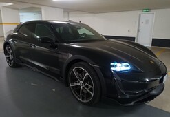 Porsche Taycan vaihtoauto
