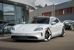 Porsche Taycan vaihtoauto