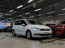 Volkswagen Touran vaihtoauto