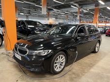 BMW 320 vaihtoauto