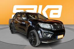 Nissan Navara vaihtoauto