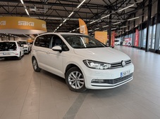 Volkswagen Touran vaihtoauto