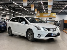 Toyota Avensis vaihtoauto