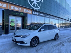 Toyota Auris vaihtoauto