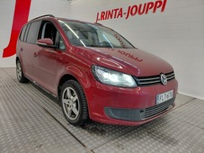 Volkswagen Touran vaihtoauto