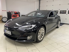 Tesla Model S vaihtoauto