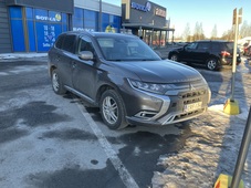 Mitsubishi Outlander PHEV vaihtoauto