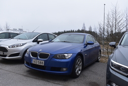 BMW 330 vaihtoauto
