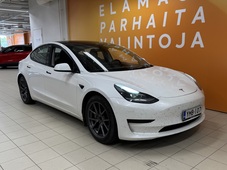 Tesla Model 3 vaihtoauto