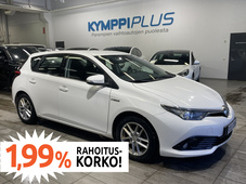 Toyota Auris vaihtoauto