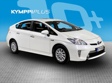 Toyota Prius PHEV vaihtoauto