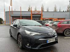 Toyota Avensis vaihtoauto