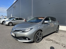 Toyota Auris vaihtoauto