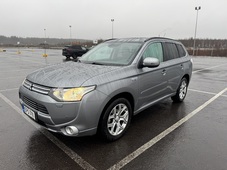 Mitsubishi Outlander PHEV vaihtoauto