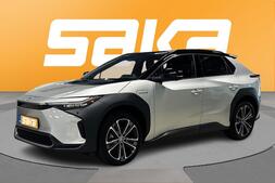 Toyota bZ4X vaihtoauto