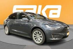Tesla Model X vaihtoauto