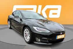 Tesla Model S vaihtoauto
