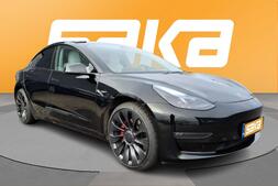 Tesla Model 3 vaihtoauto