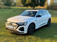 Audi Q8 e-tron vaihtoauto