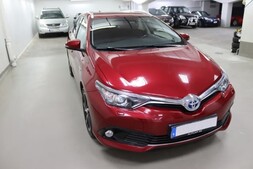 Toyota Auris vaihtoauto