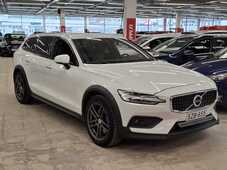 Volvo V60 Cross Country vaihtoauto