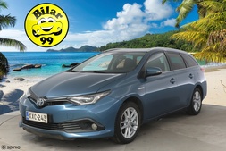 Toyota Auris vaihtoauto