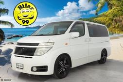 Nissan Elgrand vaihtoauto