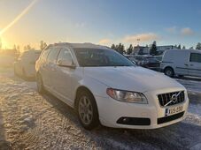 Volvo V70 vaihtoauto