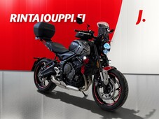 Triumph TR vaihtoauto
