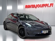 Tesla Model 3 vaihtoauto