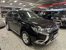 Mitsubishi Outlander PHEV vaihtoauto