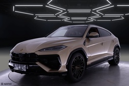 Lamborghini Urus vaihtoauto