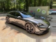 Porsche Taycan vaihtoauto