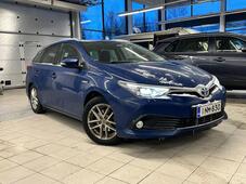 Toyota Auris vaihtoauto