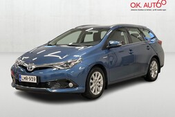 Toyota Auris vaihtoauto