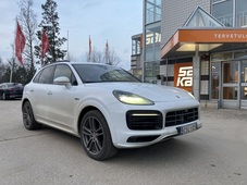 Porsche Cayenne vaihtoauto