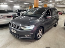 Volkswagen Touran vaihtoauto