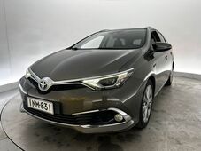 Toyota Auris vaihtoauto