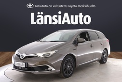Toyota Auris vaihtoauto