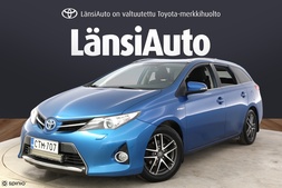 Toyota Auris vaihtoauto