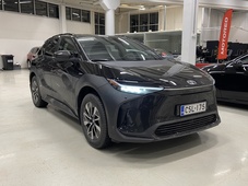 Toyota bZ4X vaihtoauto