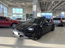 Porsche Taycan vaihtoauto