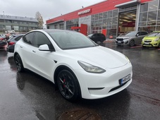 Tesla Model Y vaihtoauto
